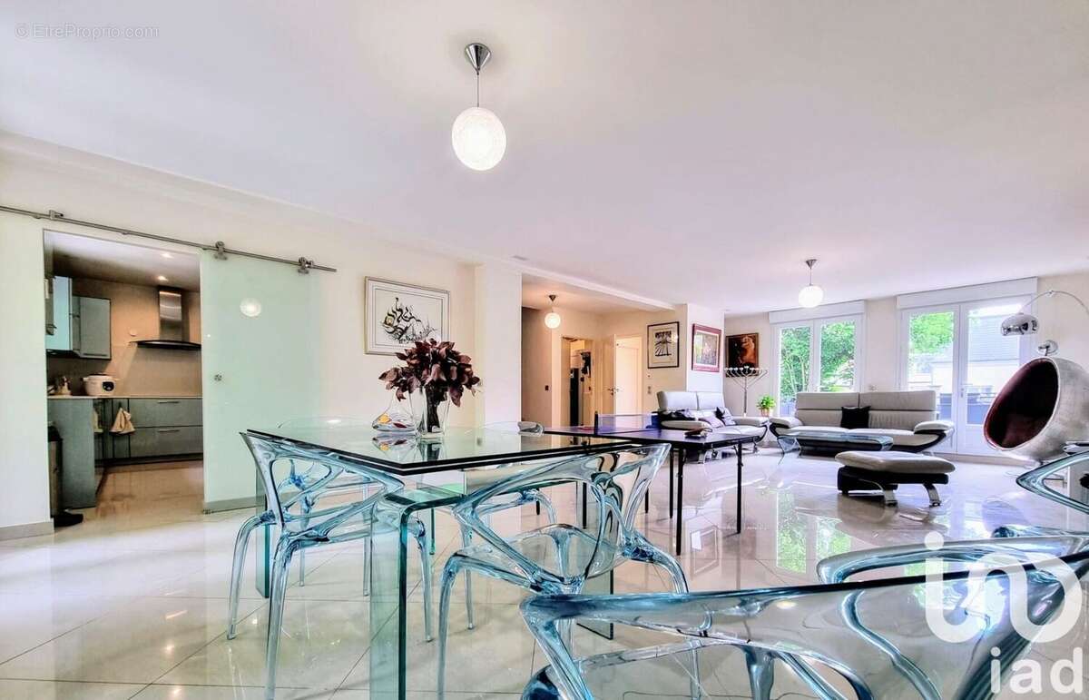 Photo 3 - Maison à VILLEMOMBLE