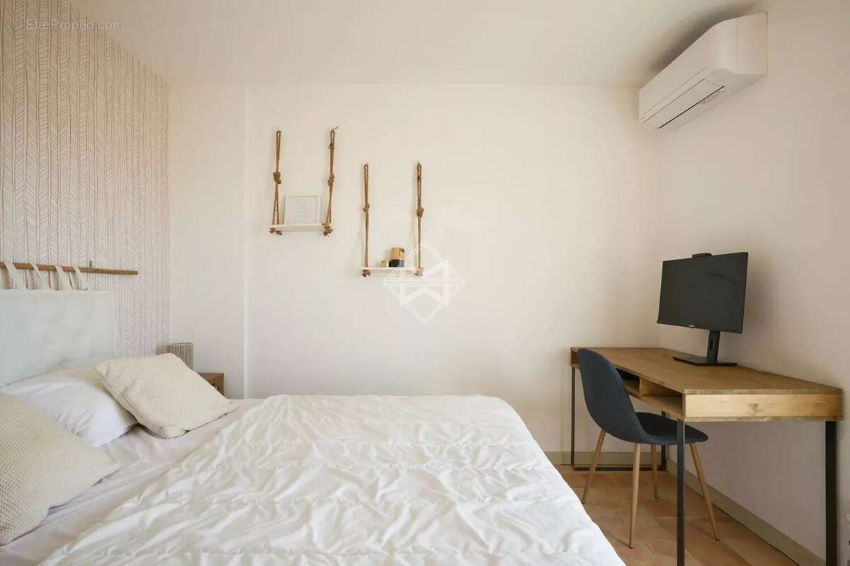 Maison à MONTAUROUX