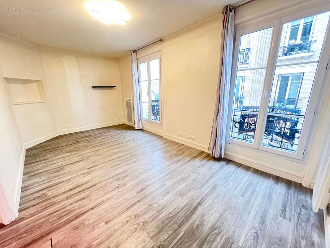 Appartement à COLOMBES