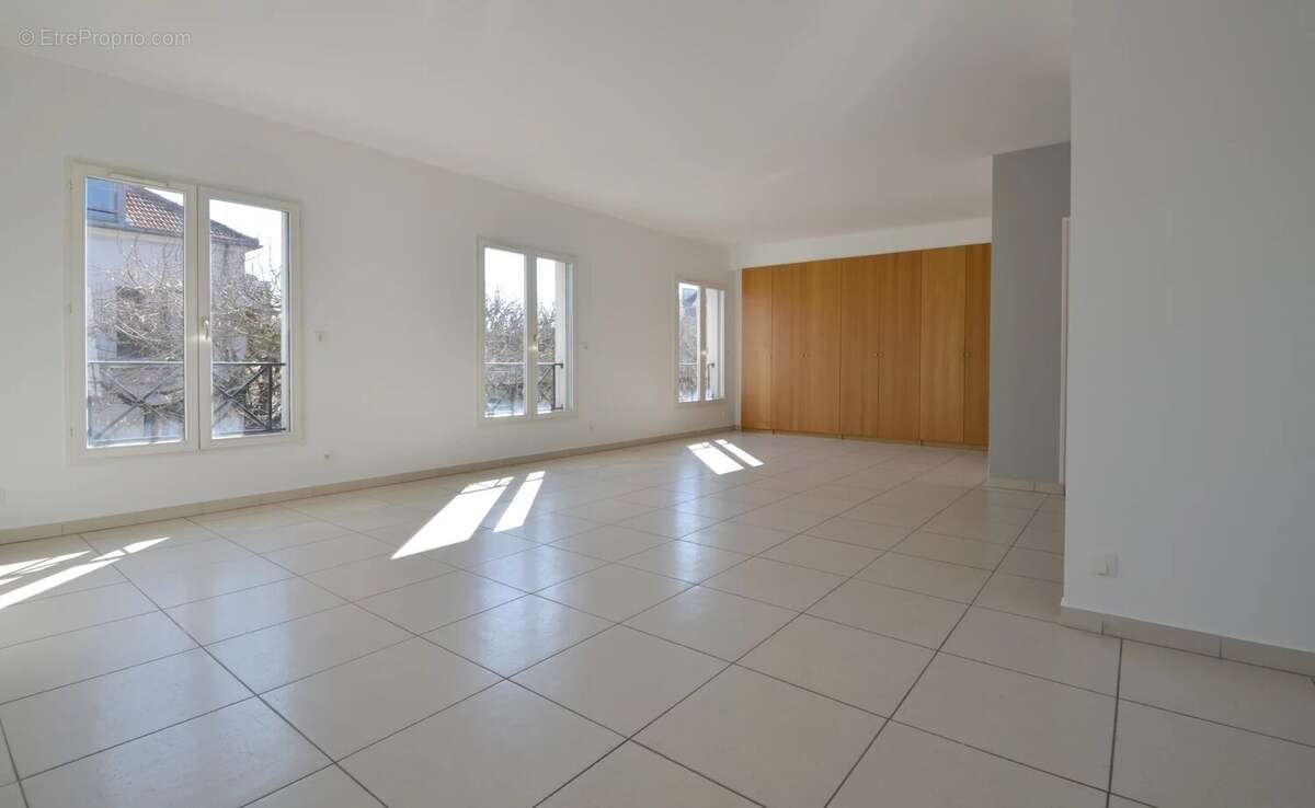 Appartement à CROISSY-SUR-SEINE
