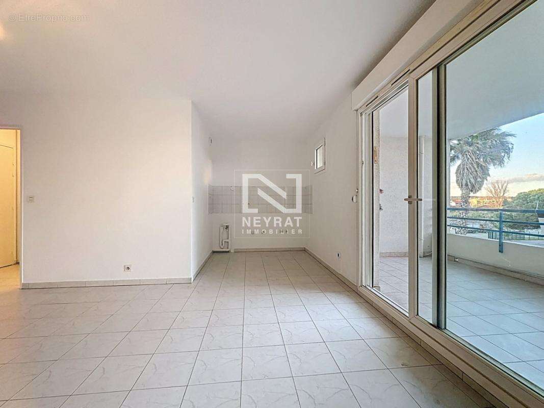 Appartement à FREJUS