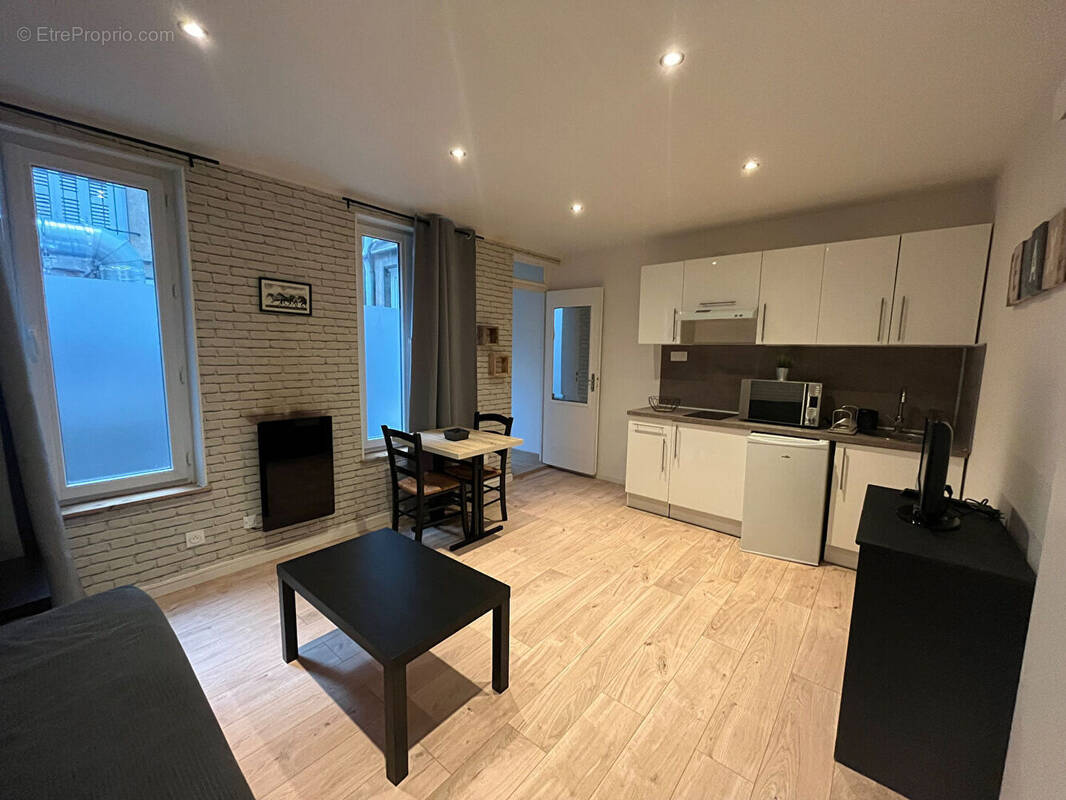 Appartement à SAINT-ETIENNE