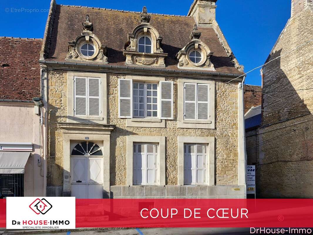 Maison à SAINT-PIERRE-SUR-DIVES