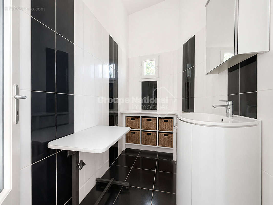 Maison  5 pièce(s) 170 m2, 3chambres, 2SDE, 1SDB, jardin de 1837m2 - photo 14