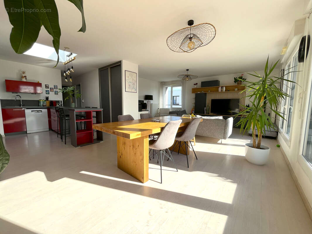 Appartement à BEZANNES