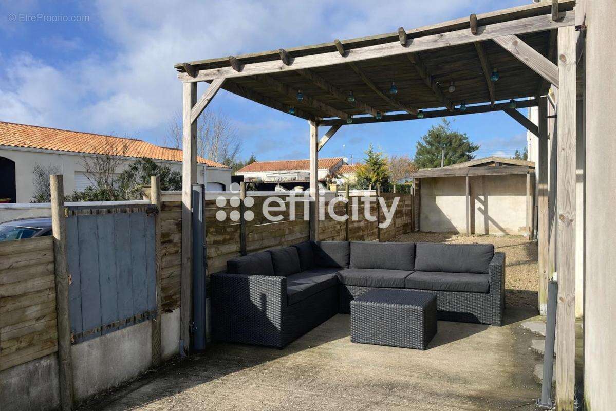 Maison 123 m² à Semussac  - photo 13
