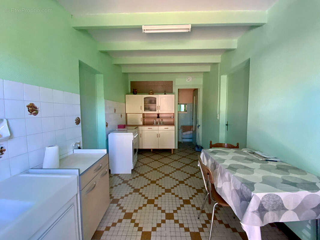 Maison à SAINTE-LHEURINE