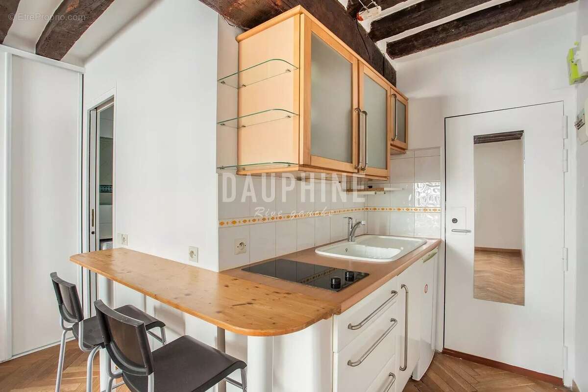Appartement à PARIS-6E