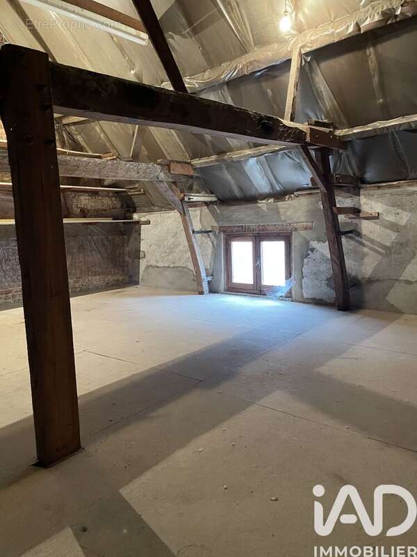 Photo 6 - Parking à HAZEBROUCK