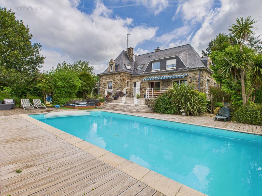 Maison à PONT-SCORFF