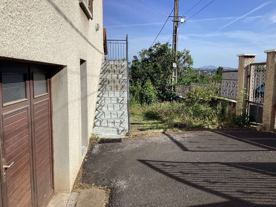 EN EXCLUSIVITE ! maison traditionnelle sur sous-sol complet, sur terrain clos d'env 670 m2 - photo 42