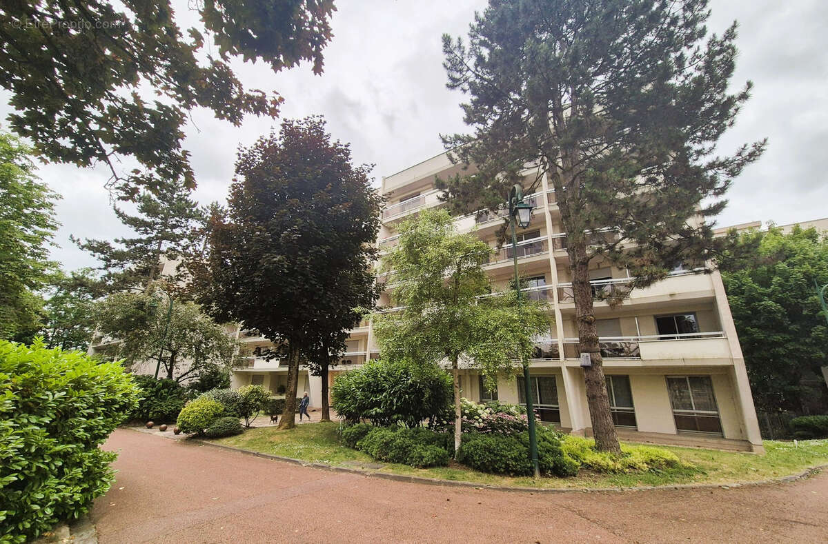 Appartement à NOGENT-SUR-MARNE