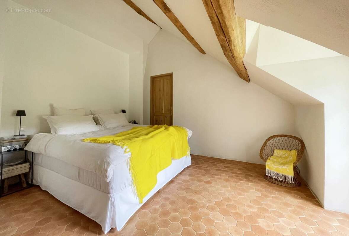 Maison à FONTAINEBLEAU