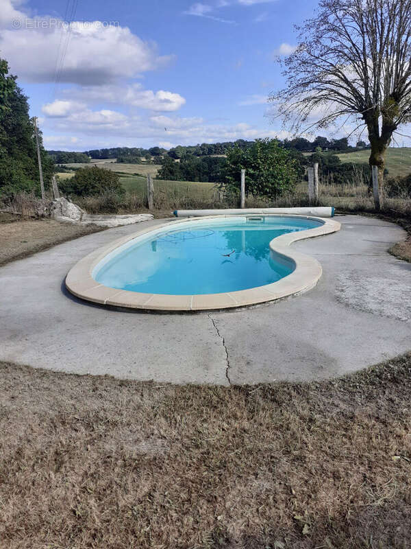 Maison à SAINT-LAURENT-DE-CERIS