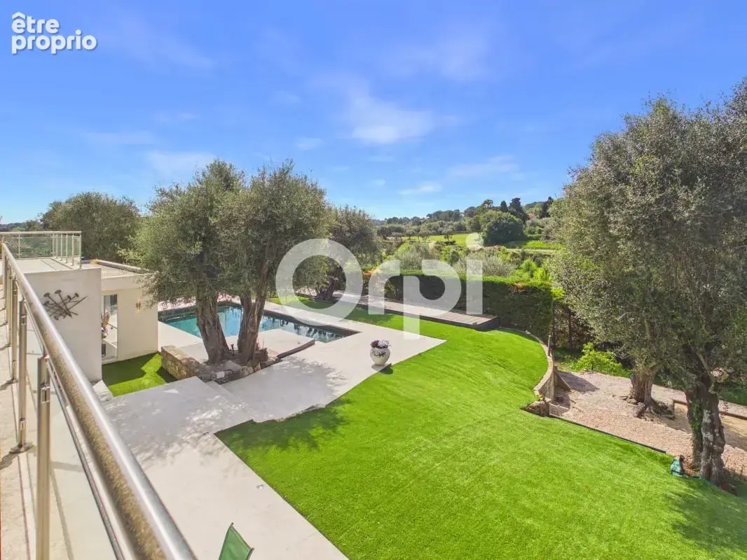 Villa avec piscine — domaine prestigieux et recherché valbonne - photo 8