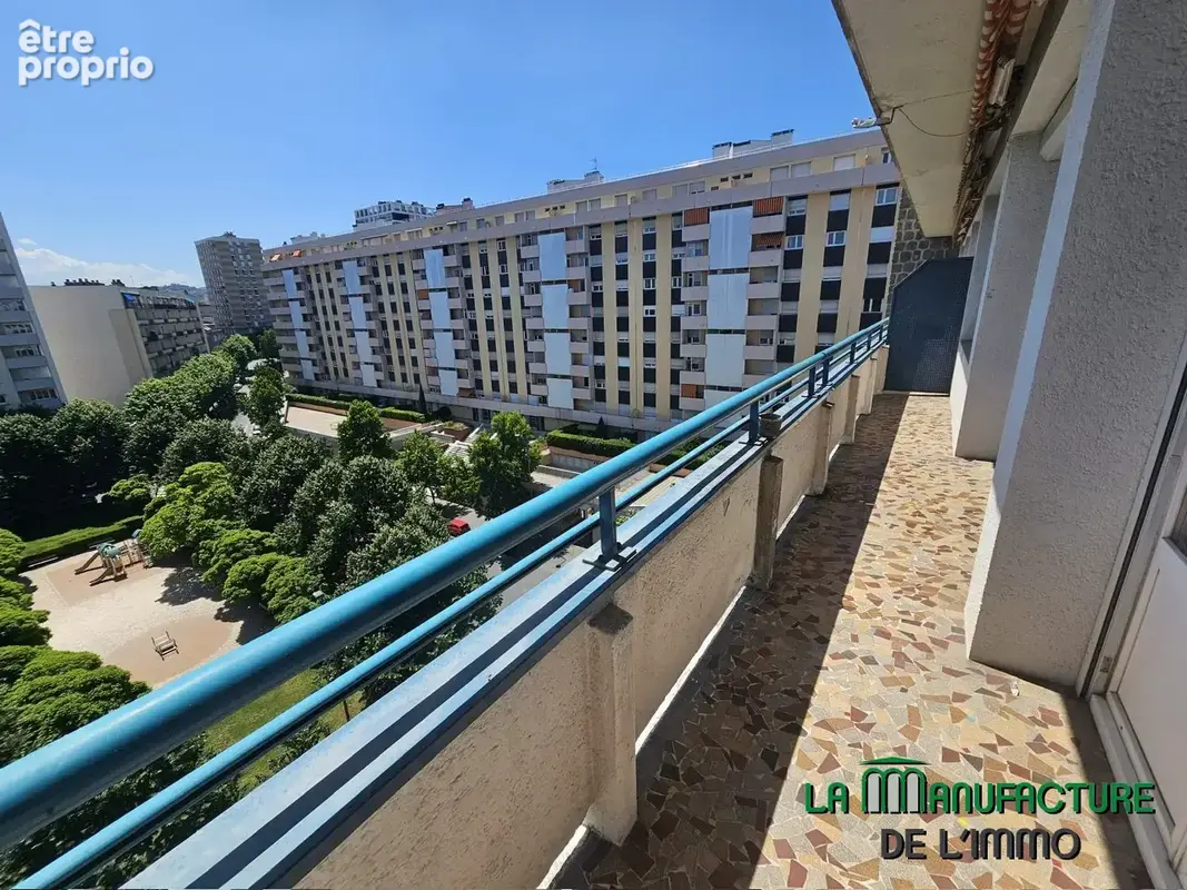 Saint etienne bergson cite du design - t4 au 7eme etage avec grand balcon - photo 5