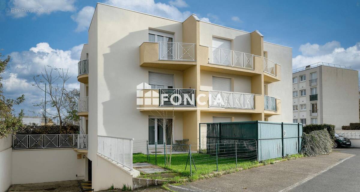 Appartement à VIRY-CHATILLON