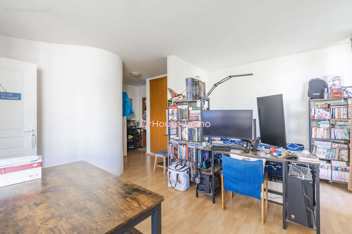 Appartement à ELANCOURT