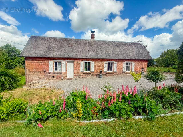 Maison à NEUVILLE-SUR-TOUQUES