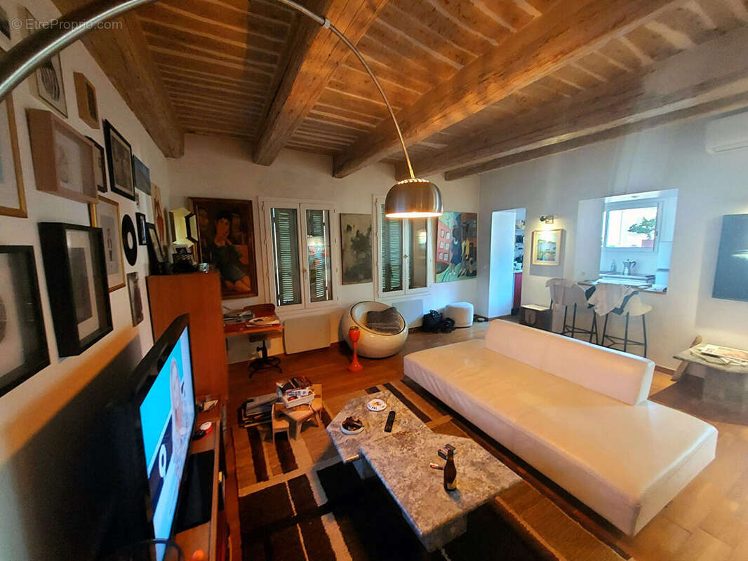 Appartement à SANARY-SUR-MER