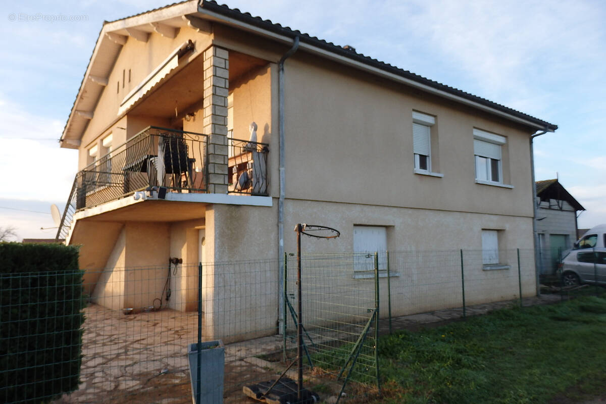 Maison à SAINTE-BAZEILLE