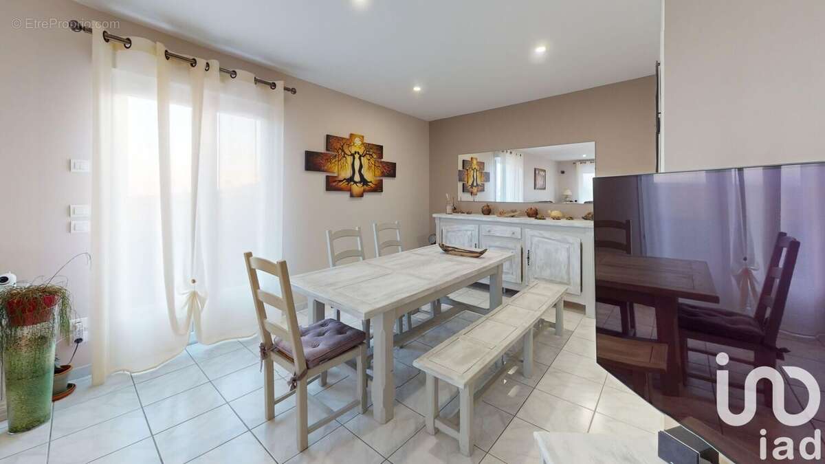 Photo 9 - Maison à BEAUREGARD-VENDON