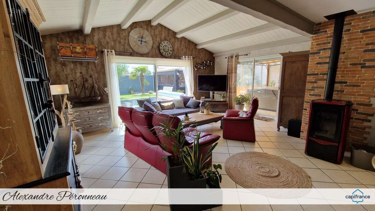 Maison à vendre 6 pièces proche de LA ROCHELLE (17) - photo 3