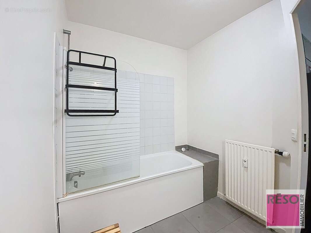Appartement 63 m² à Annemasse  - photo 8
