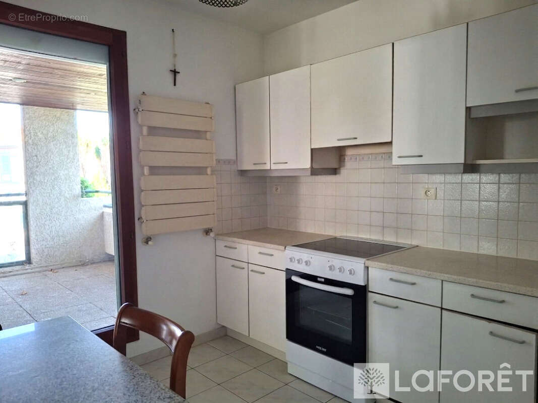 Hyeres centre ville - Appartement 4 pièces 87m2 avec garage - photo 4