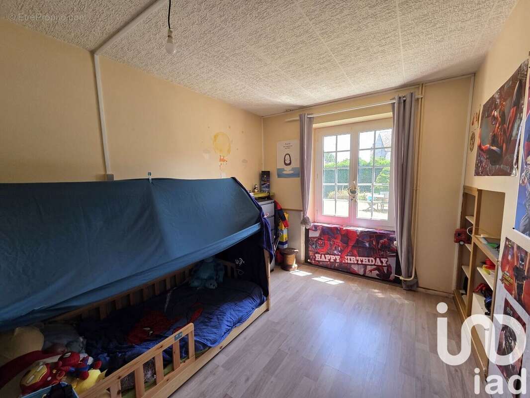 Photo 9 - Maison à MONTMERREI