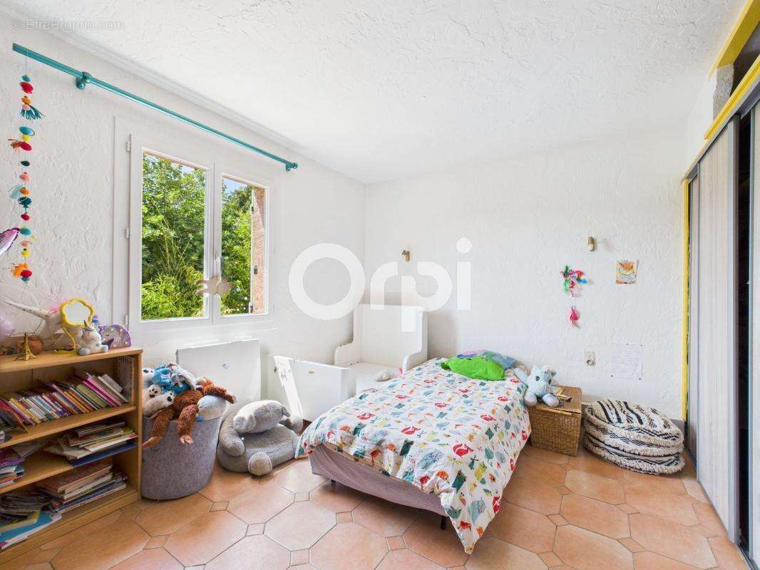 Maison à LES ADRETS-DE-L&#039;ESTEREL