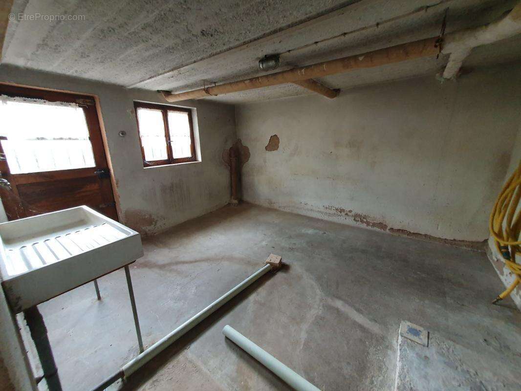 REICHSTETT – Une maison familiale pleine de charme et de possibilités, à seulement 10 minutes de Strasbourg - photo 10