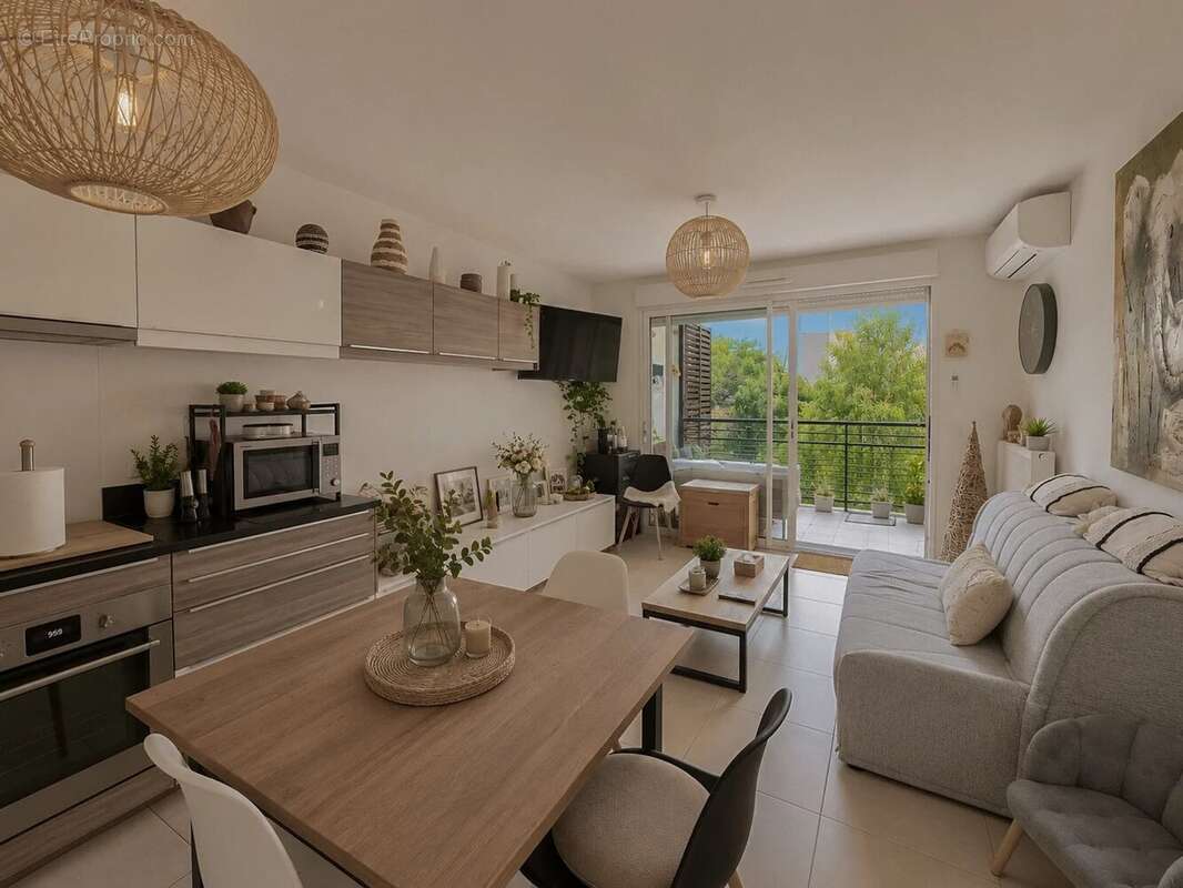 Appartement à FREJUS