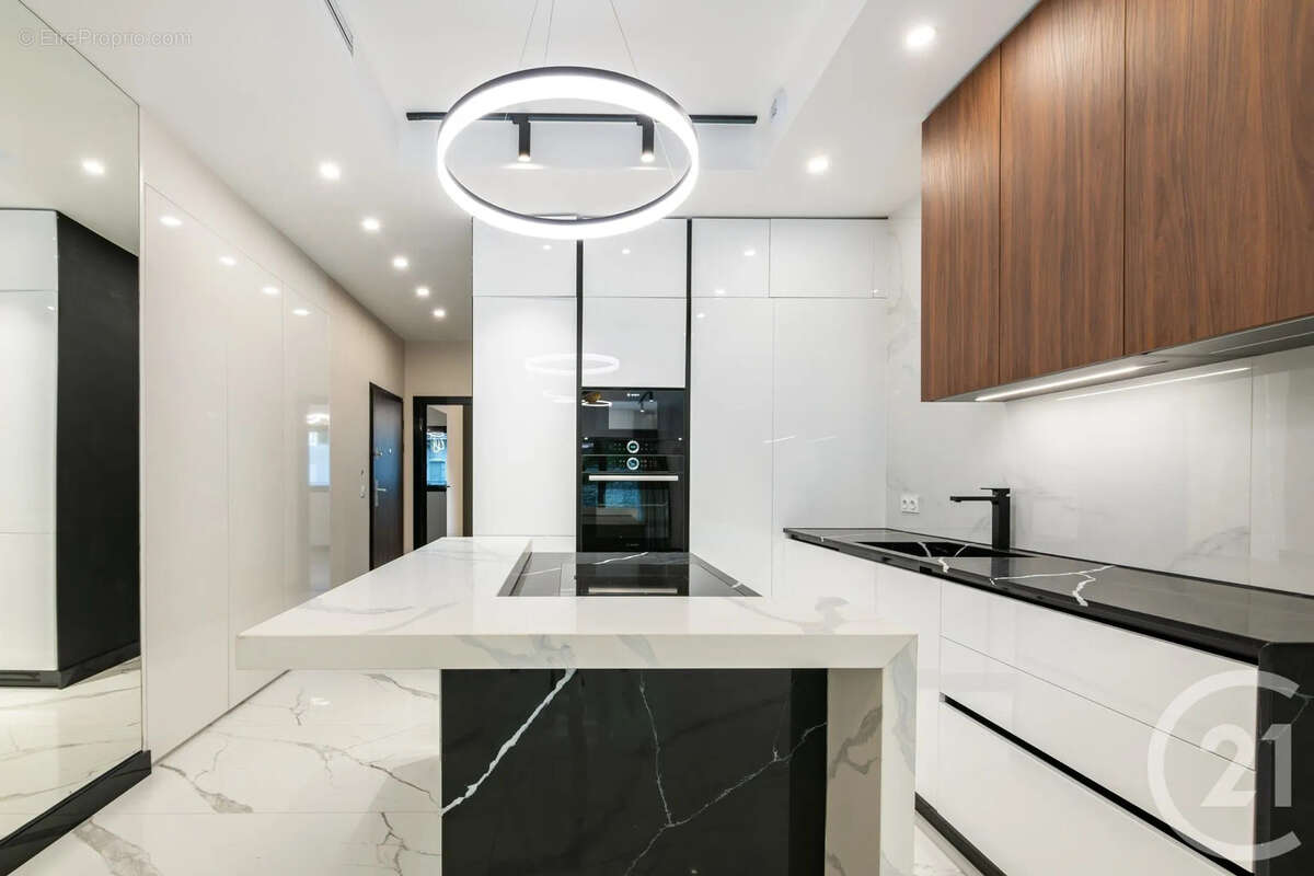 Appartement à SAINT-MAUR-DES-FOSSES