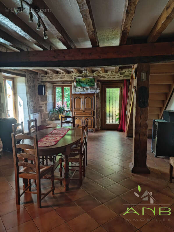 Maison 115 m² à Busserolles  - photo 7