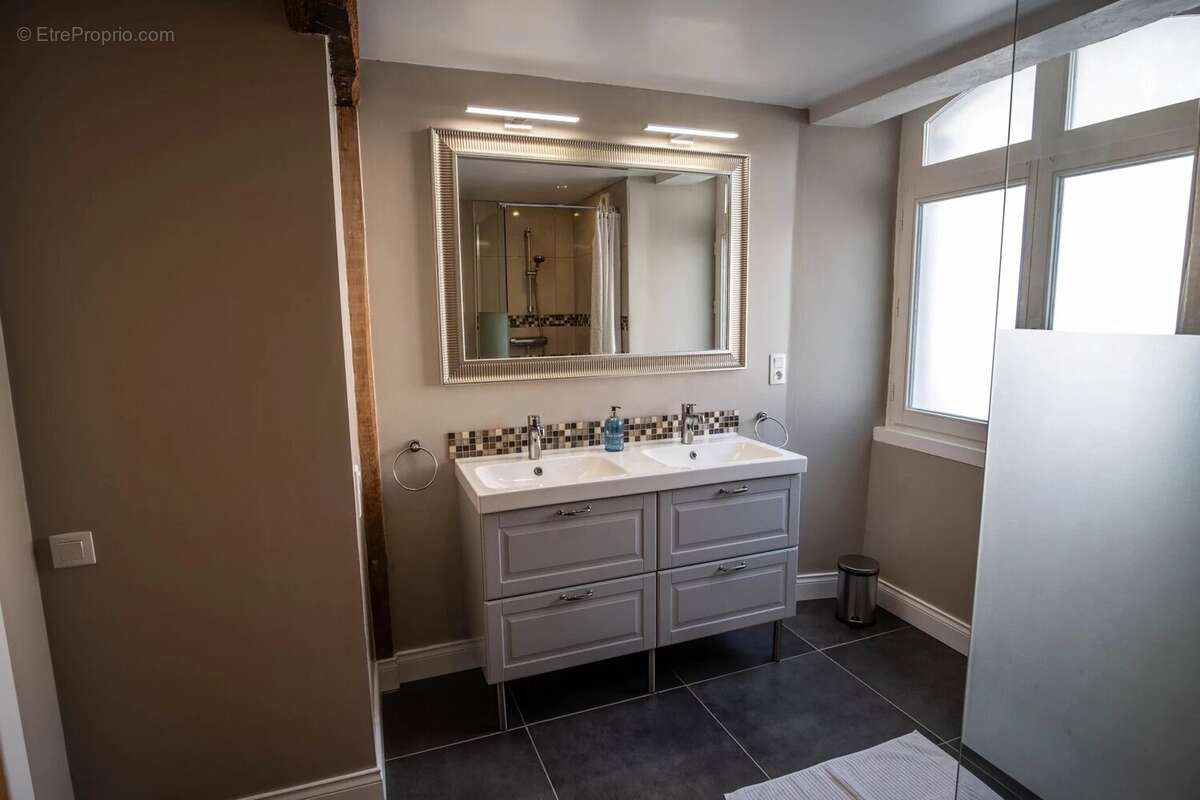 Maison à LA BARTHE-DE-NESTE