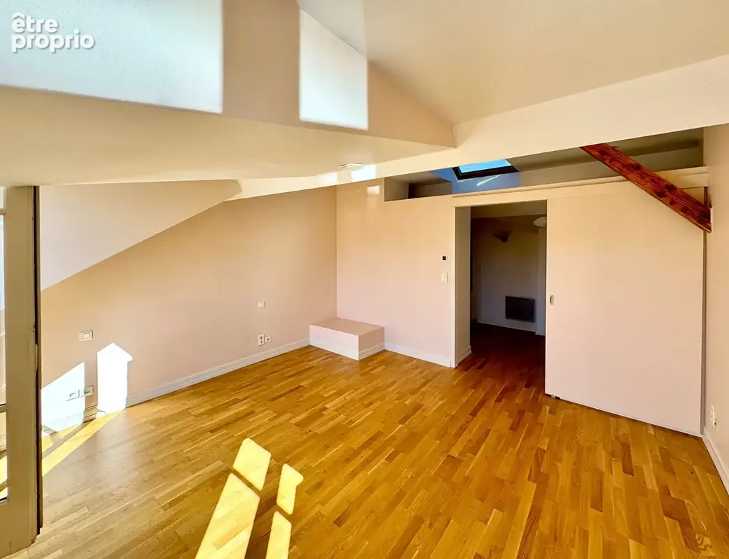 CLERMONT-FERRAND / Duplex coup de coeur à vendre de 112 m2 en centre-ville ! - photo 12