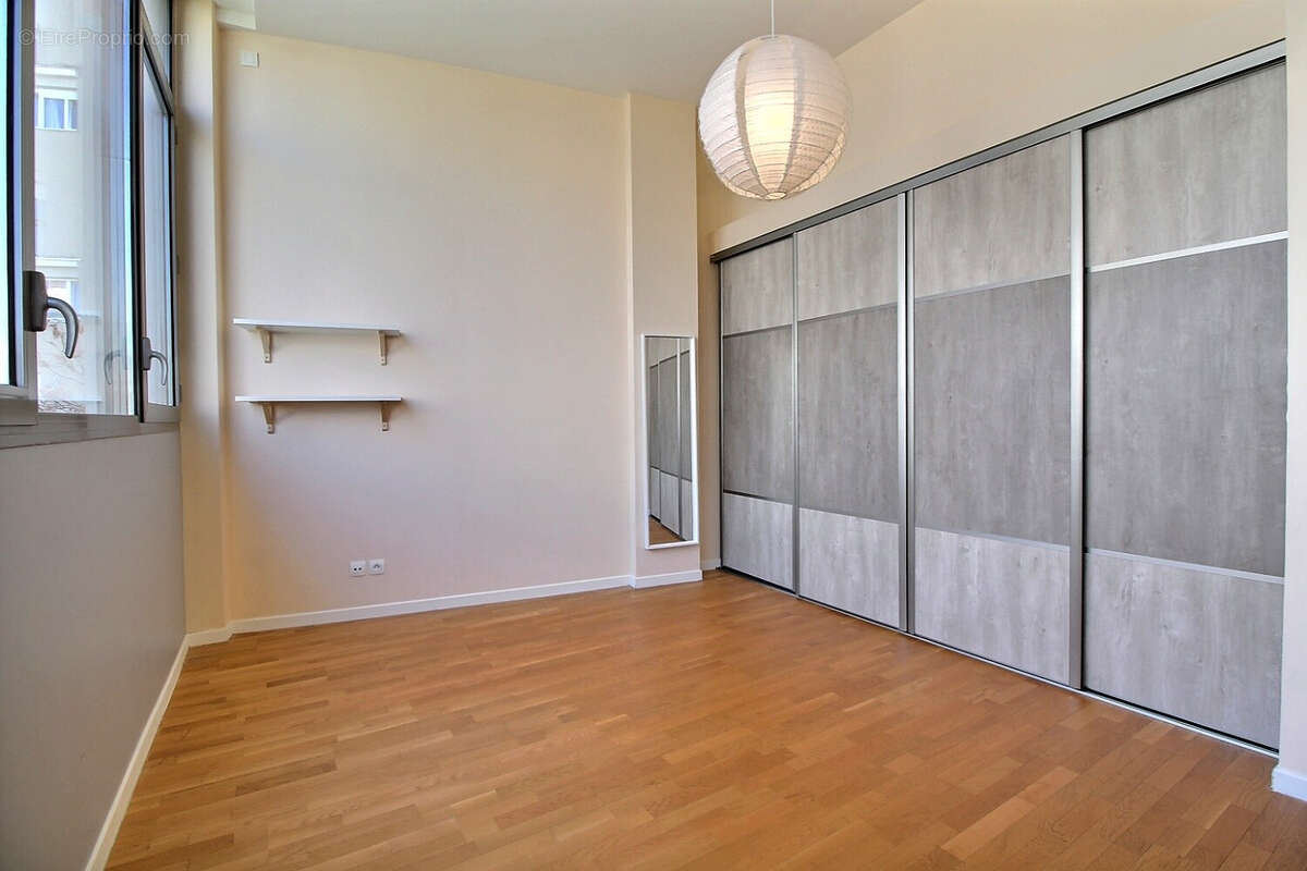 Maison à NANTERRE