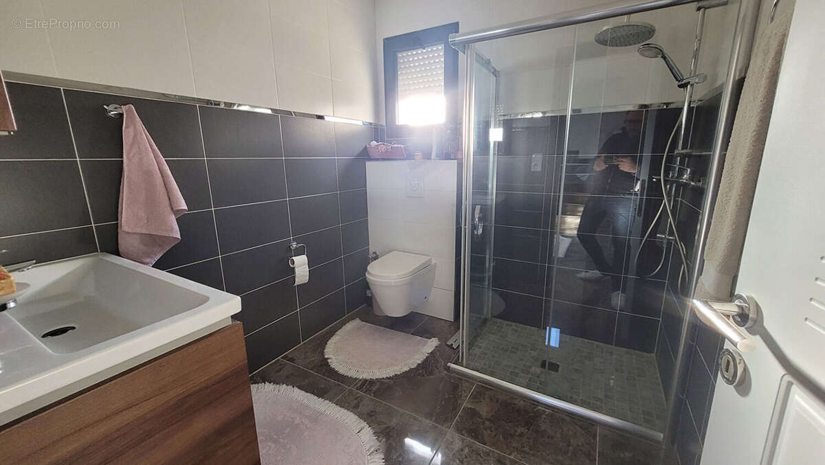 Maison à CORMELLES-LE-ROYAL