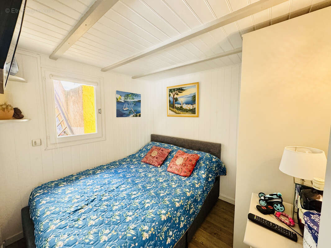 Maison à BORMES-LES-MIMOSAS