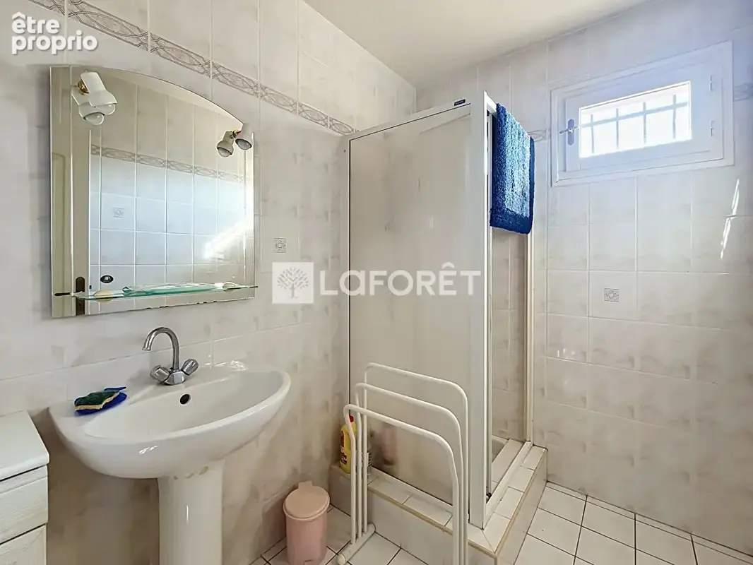 THUIR - Villa familiale 127 m² + terrain 521 m² . À découvrir - photo 7
