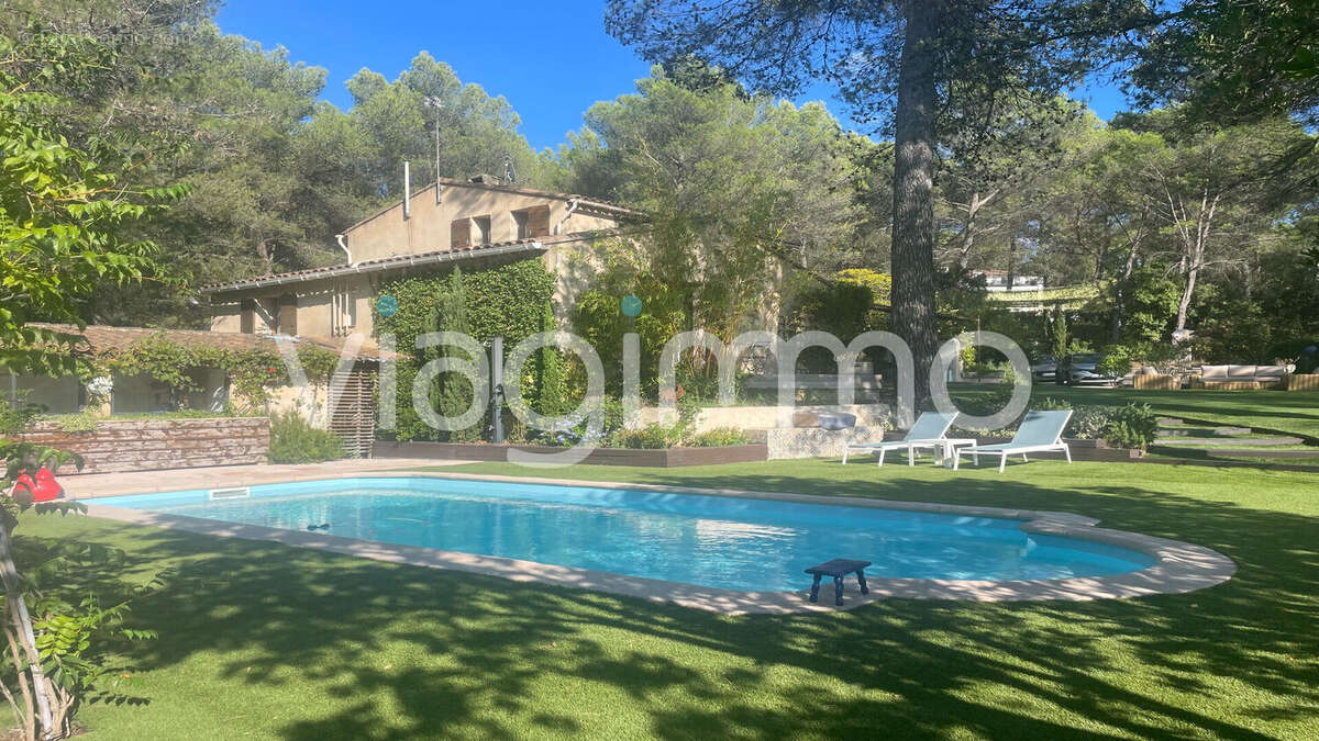 Maison à LOURMARIN