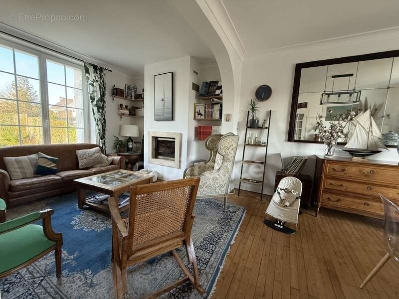 Maison à LE RELECQ-KERHUON