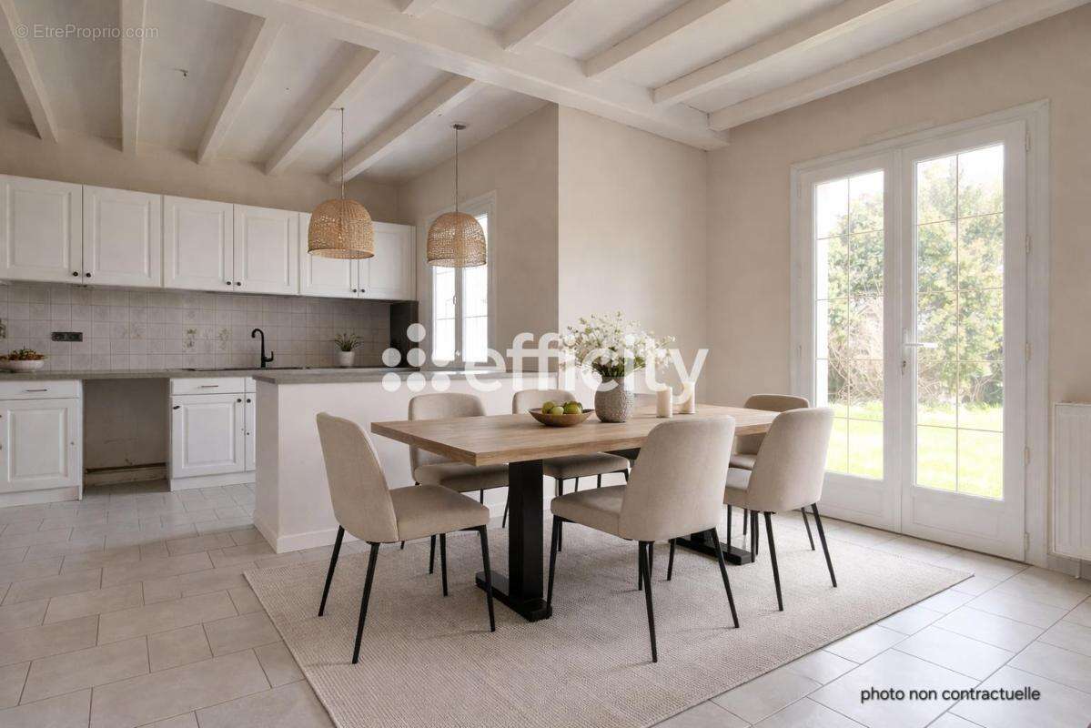 Maison 162 m² à Varrains  - photo 6