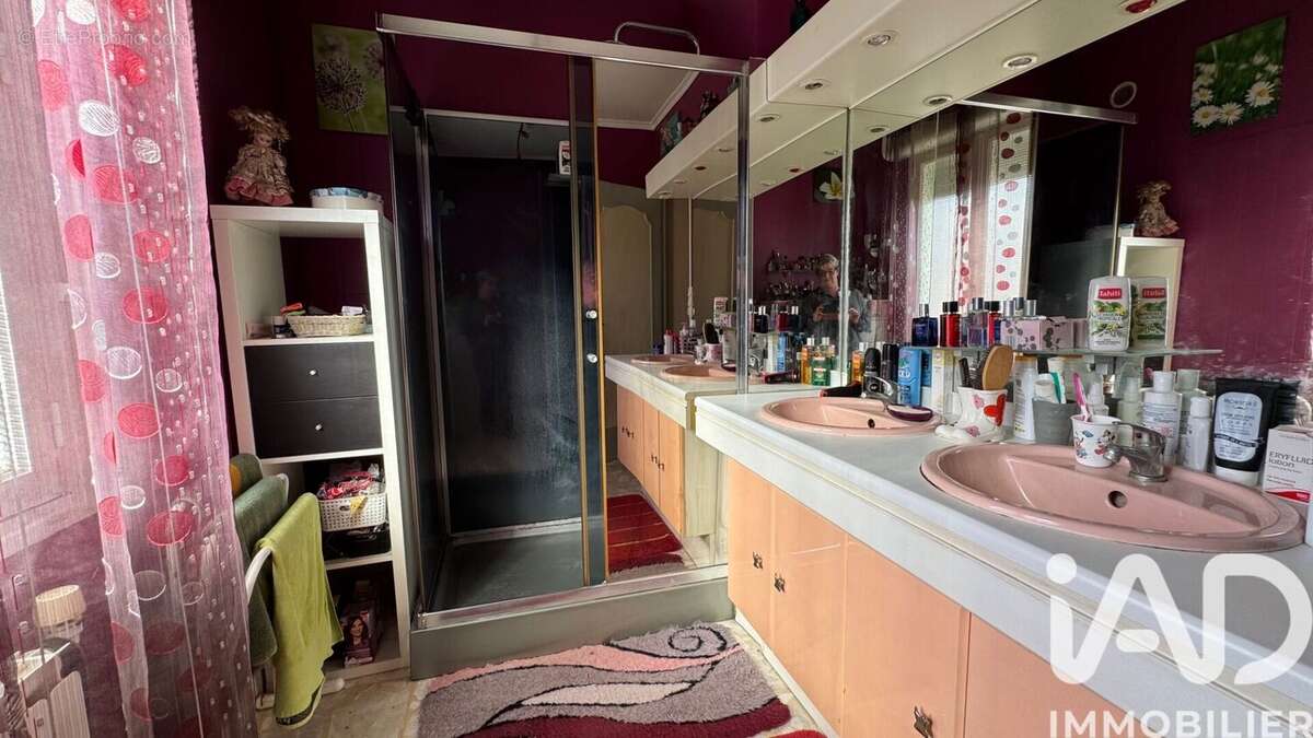 Photo 9 - Maison à ROMILLY-SUR-SEINE