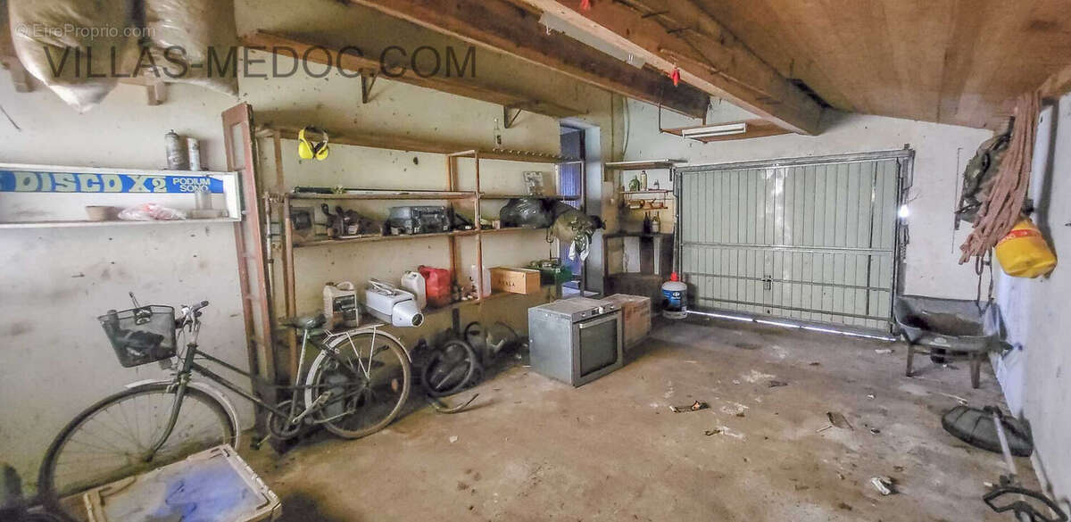 Maison à VENDAYS-MONTALIVET