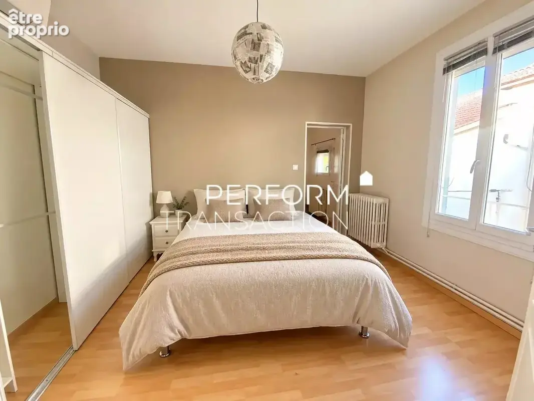 Fontaine – maison de ville 190 m² avec piscine et jardin - photo 7