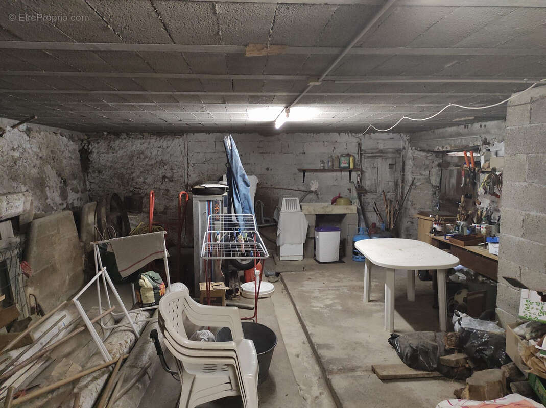 Maison à SAINT-JULIEN-DU-PINET