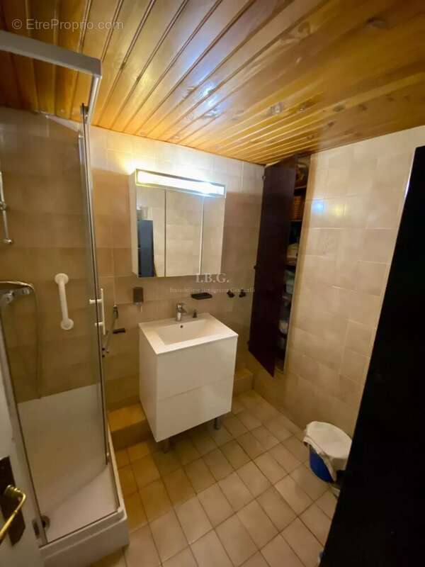 Appartement à MARSEILLE-7E