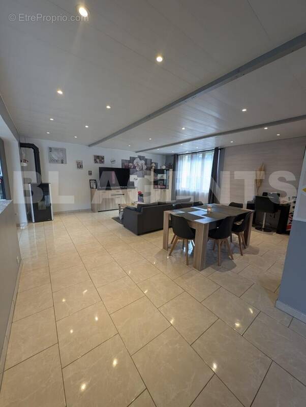 WhatsApp Image 2025-10-17 à 20 - Maison à VIEUX-ROUEN-SUR-BRESLE